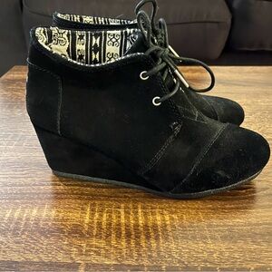 Toms ankle wedge boots. Black suede, size 8.5